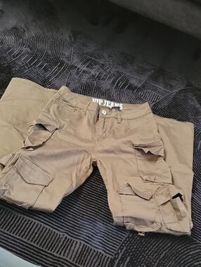 Cargo Pants with Multiple Pockets - Olive Green